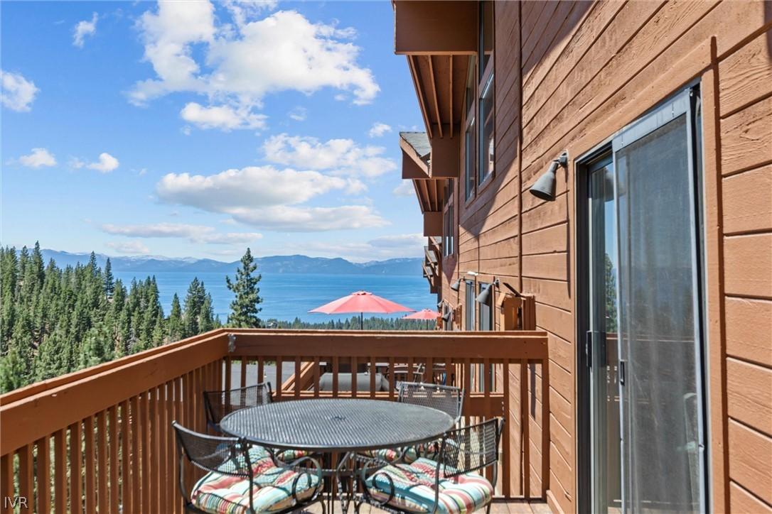 Image 2: Deck with Lake View