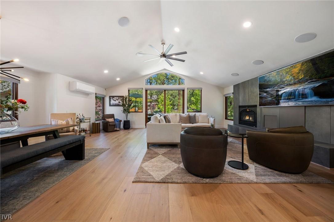 Image 4: Great Room