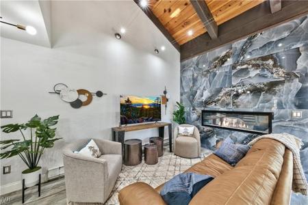 807 Alder