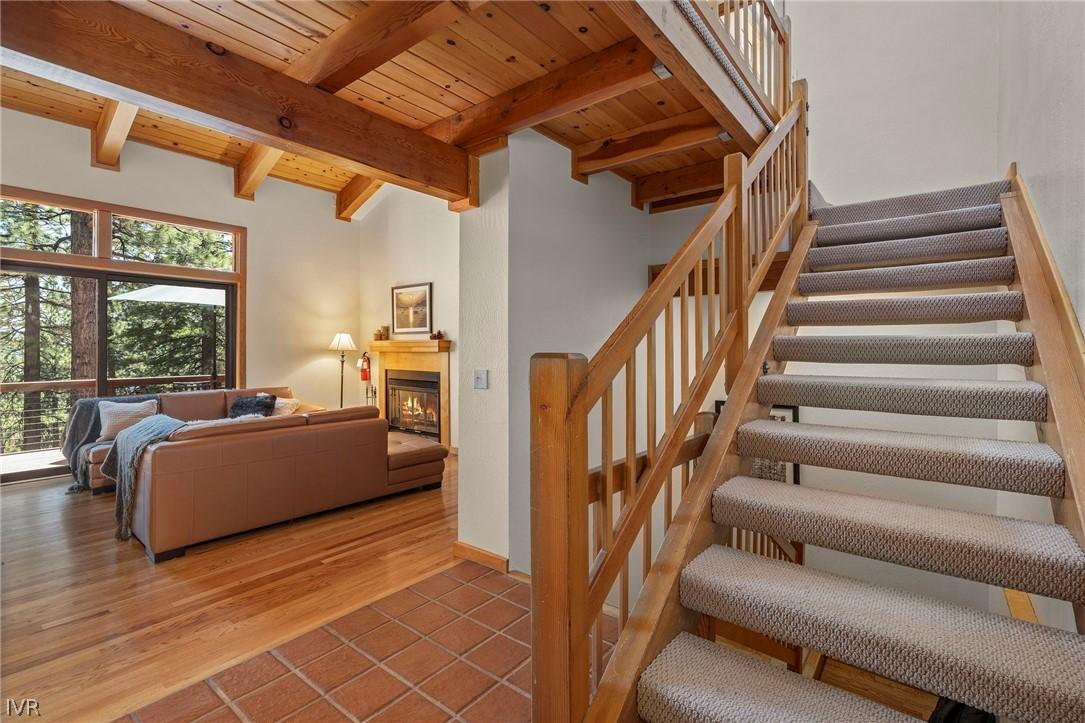 Image 3: Front Entry