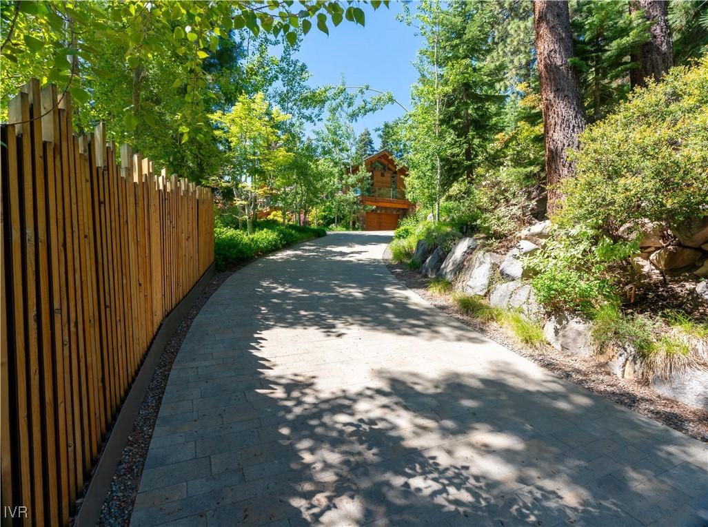 Image 4: Entry through gated access