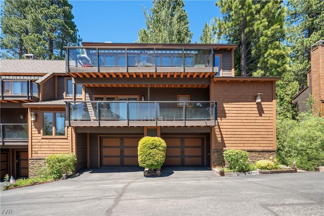 Image 1: Exterior Front