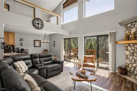 400 Fairview Boulevard