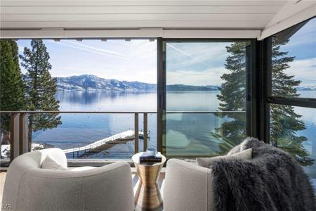475 Lakeshore Boulevard