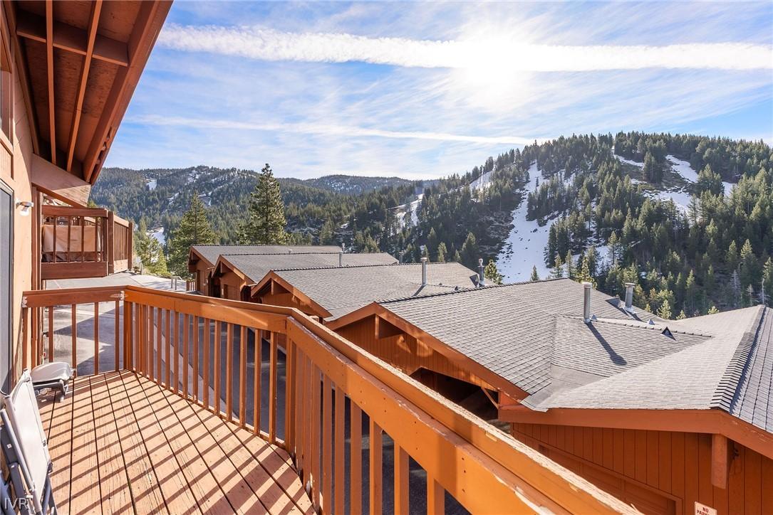 Image 3: Diamond Peak View from Deck