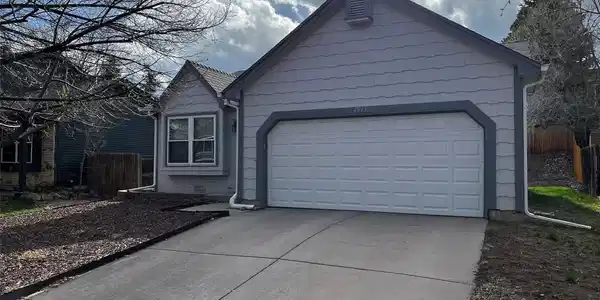 4533 S Richfield