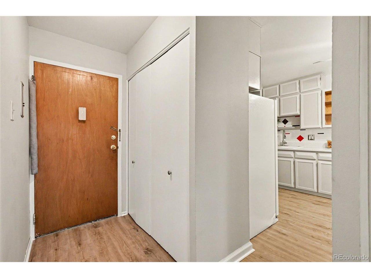 Image 4: Welcoming Entry with Large Coat Closet Image 4: Welcoming Entry with Large Coat Closet