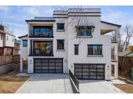 2524 N Zenobia