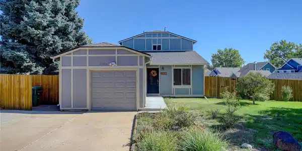 17404 E Temple