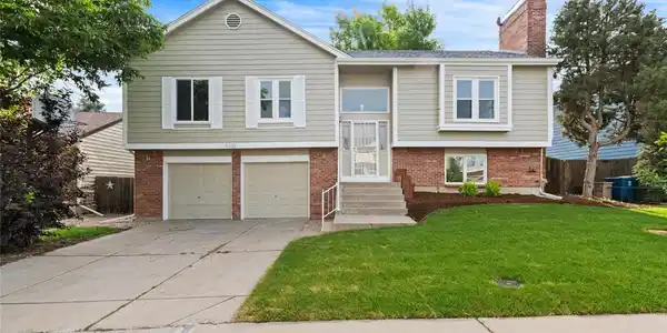 4230 S Andes