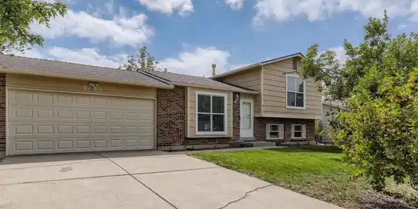 4346 S Cathay