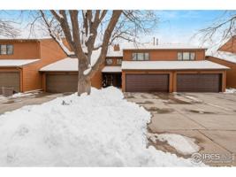 2261 E 129th