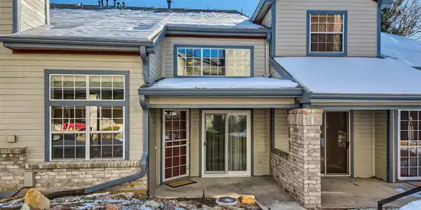 4301 S Pierce