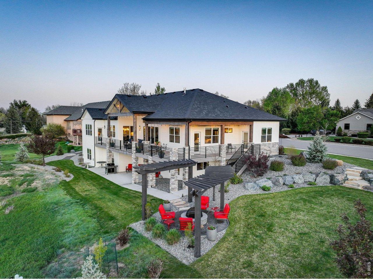 Image 3: Cul-De-Sac, corner lot and backs to open space