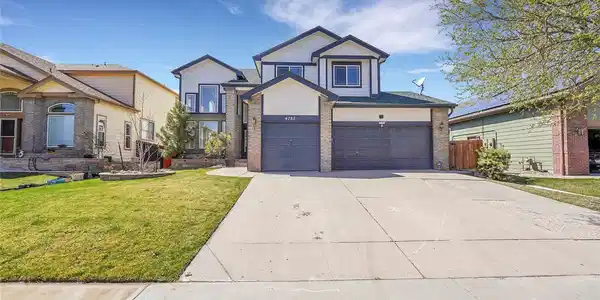 4787 S Webster