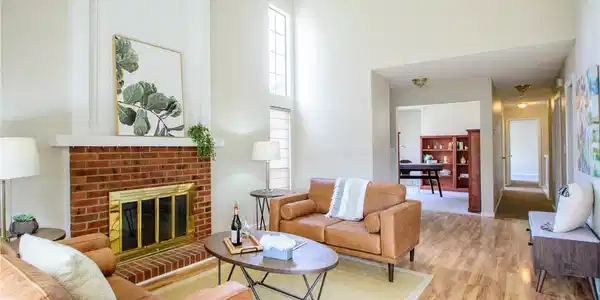 7925 W Layton