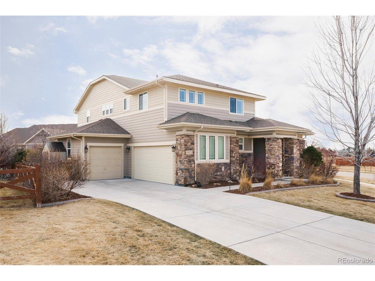 Image 4: 3 car garage Image 4: 3 car garage