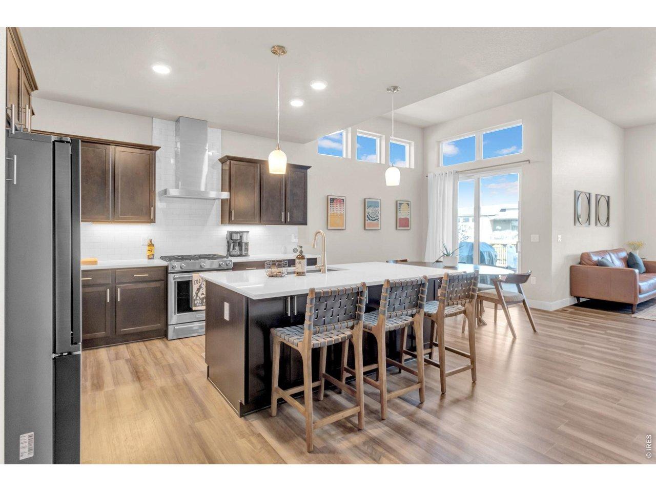 Image 1: Open Floor Plan With Stunning Kitchen