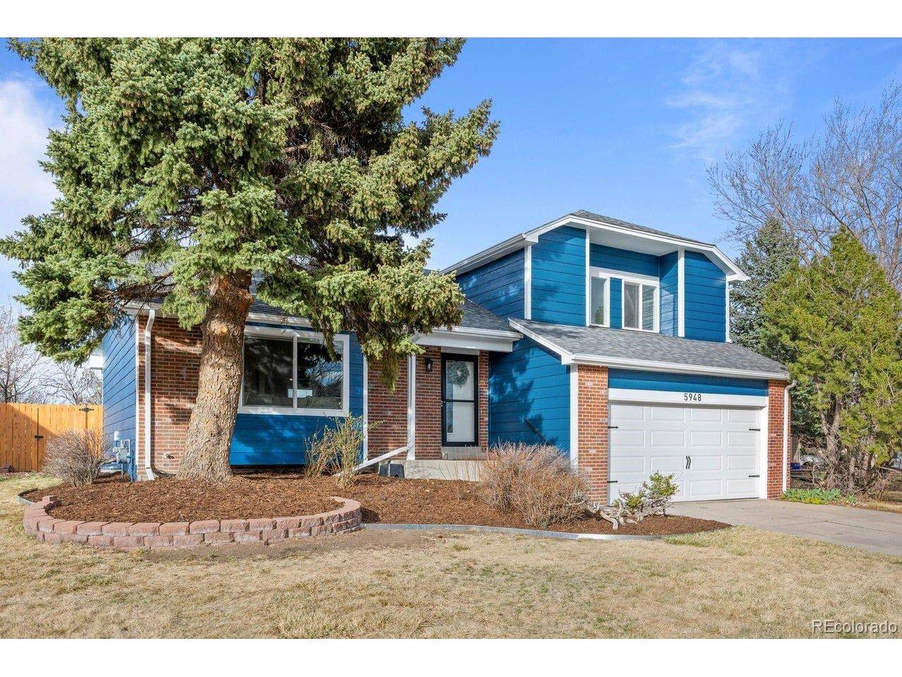 Image 2: New Mulch Installed Image 2: New Mulch Installed