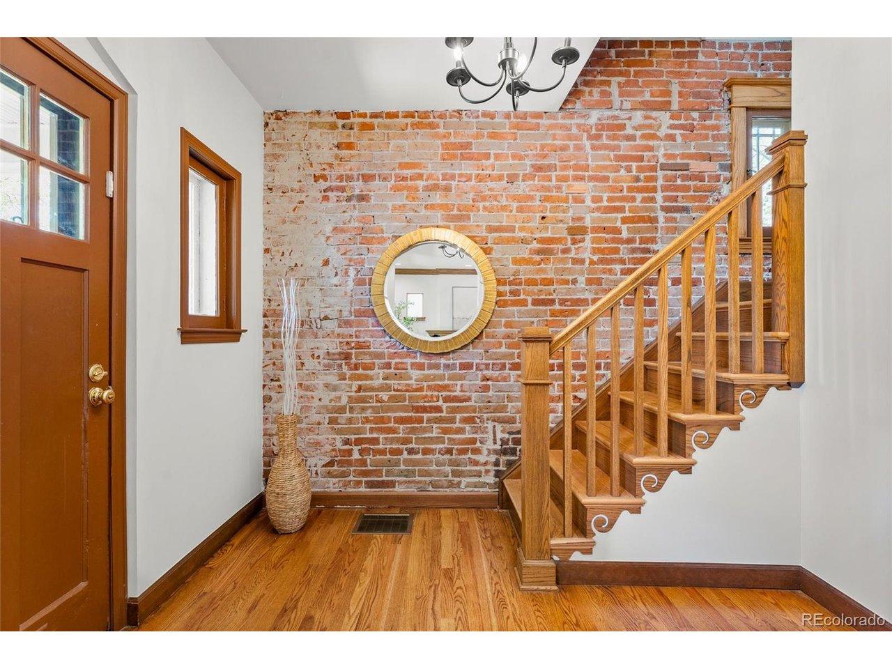 Image 3: Entry Image 3: Entry