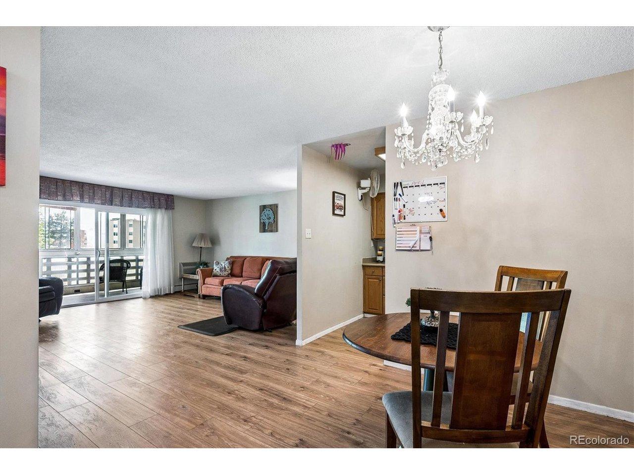 Image 3: Dining Area/Living Room Image 3: Dining Area/Living Room