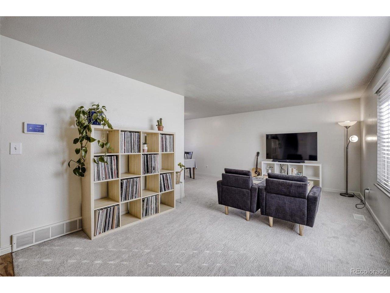 Image 3: Living Room Image 3: Living Room