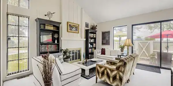 Image 4: 02 Living Room.jpg Image 4: 02 Living Room.jpg