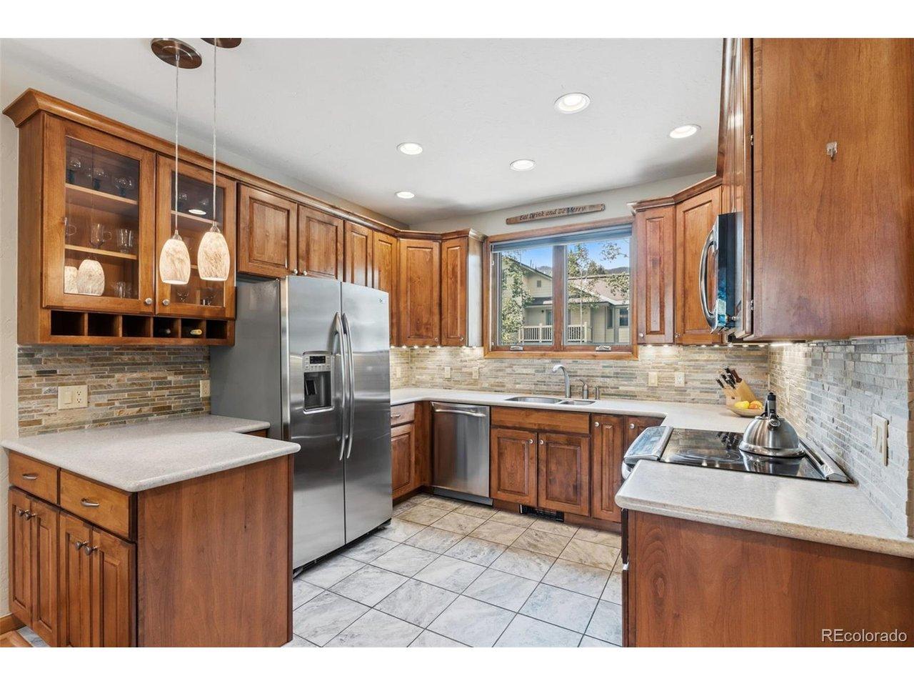 Image 3: Kitchen Image 3: Kitchen