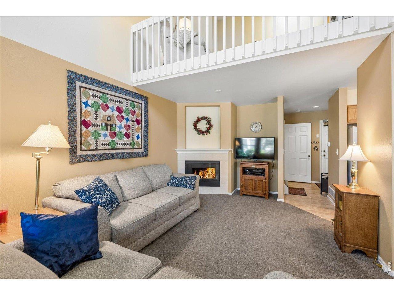 Image 3: ENJOY WINTER WARMTH