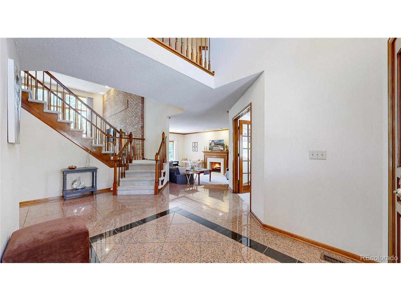 Image 4: Foyer Image 4: Foyer