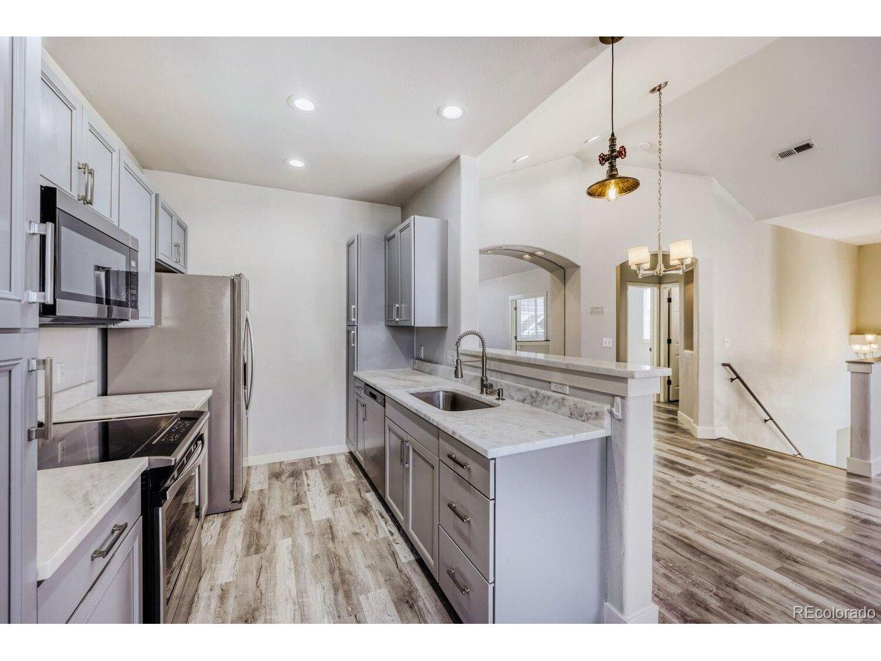 Image 4: Kitchen Image 4: Kitchen