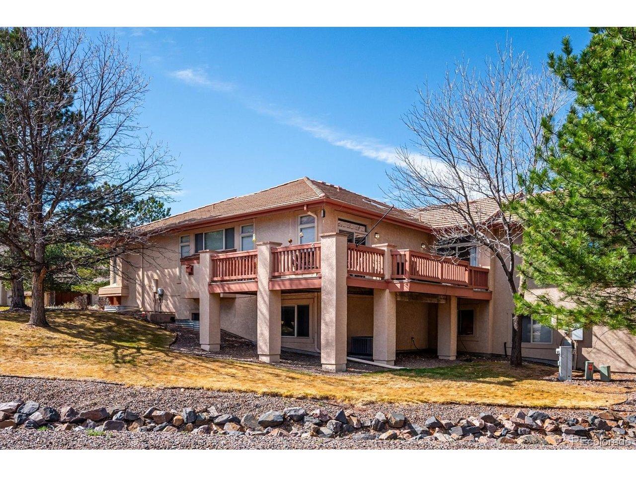 Image 2: Corner Lot with Huge Deck! Image 2: Corner Lot with Huge Deck!