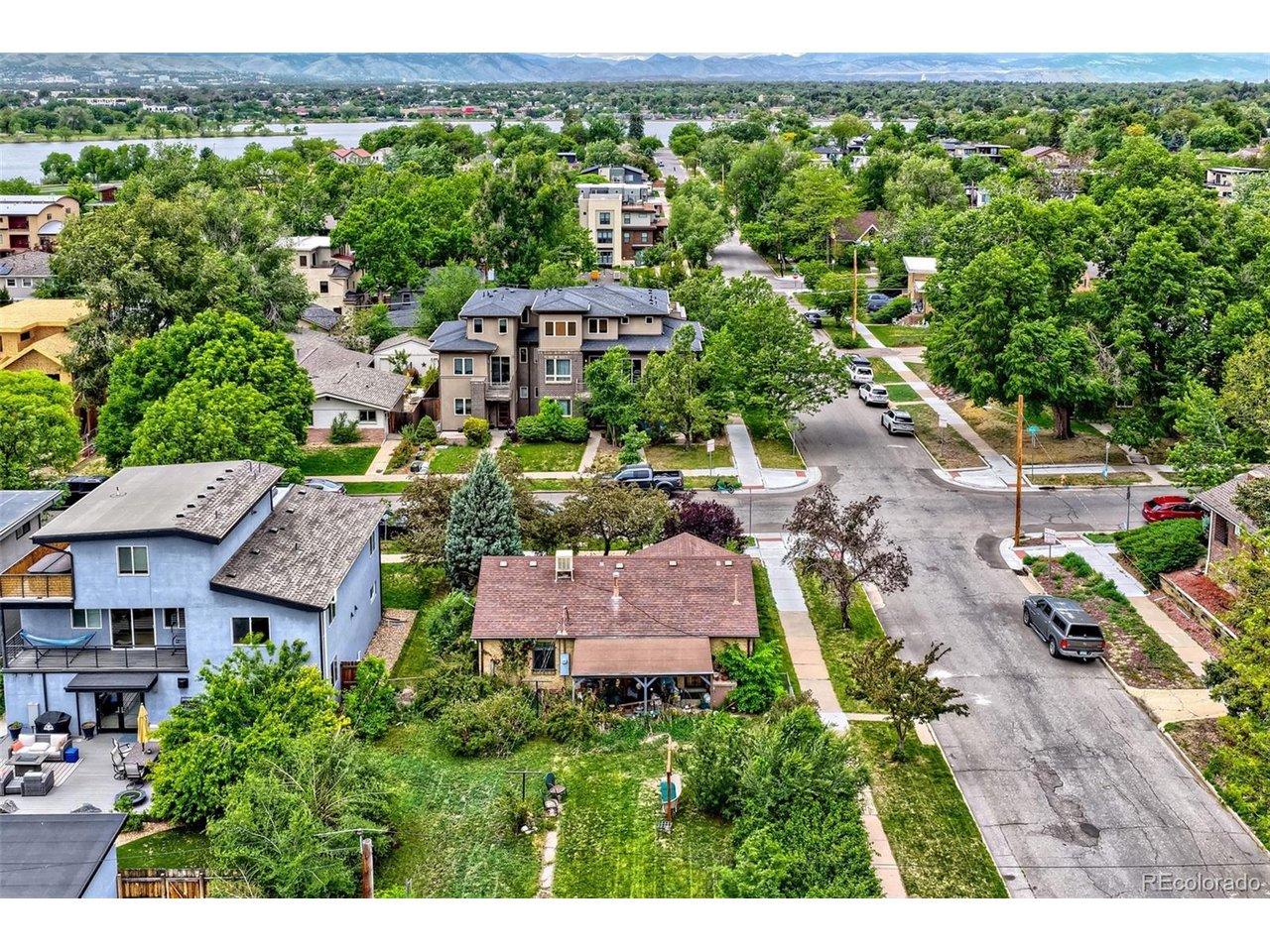 Image 4: An Amazing Neighborhood! Image 4: An Amazing Neighborhood!