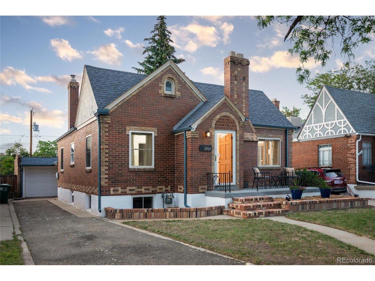 Image 4: Situated in Berkeley, 5280 magazine's Top Neighborhood in 2025.