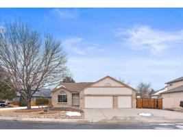 12942 Lake Circle
