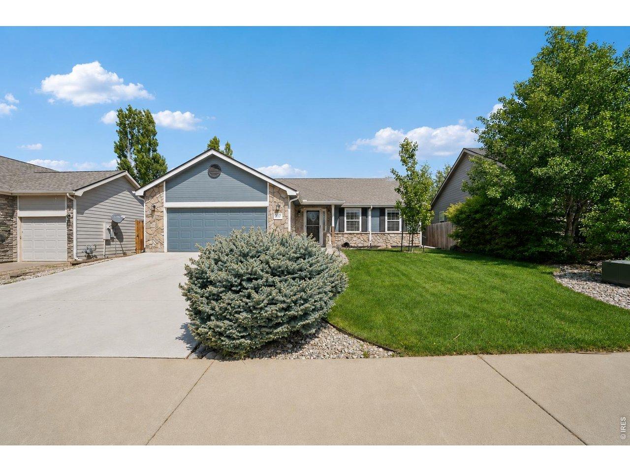 Image 1: Welcome to this amazing ranch style home in an established neighborhood blocks from the reservoir in Johnstown