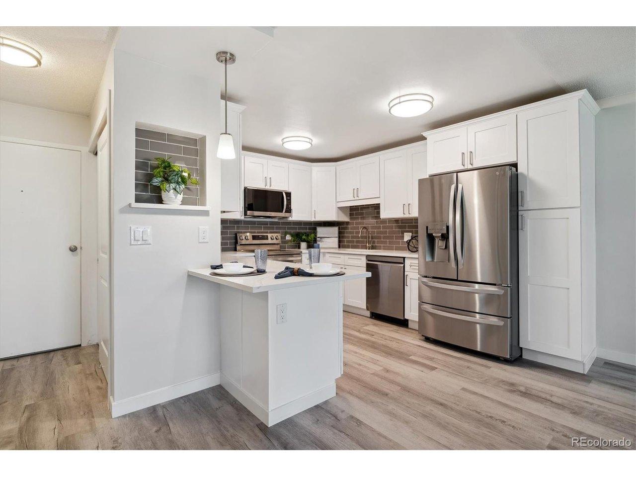 Image 3: Kitchen/Entry Way Image 3: Kitchen/Entry Way
