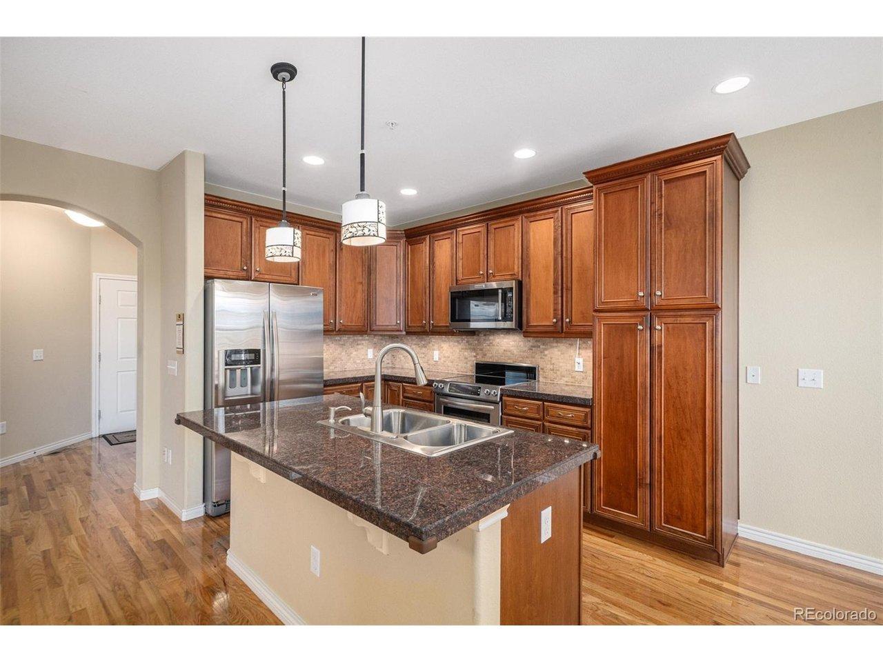 Image 2: Kitchen Image 2: Kitchen