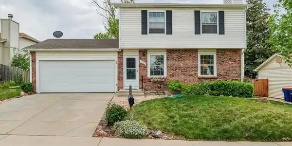17922 E Princeton