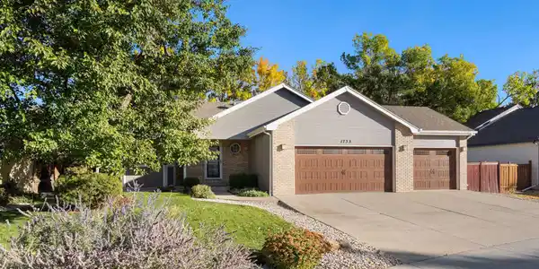1735 Horseshoe