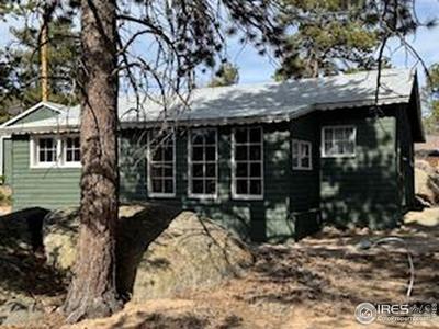 22 Yellow Wolf Way