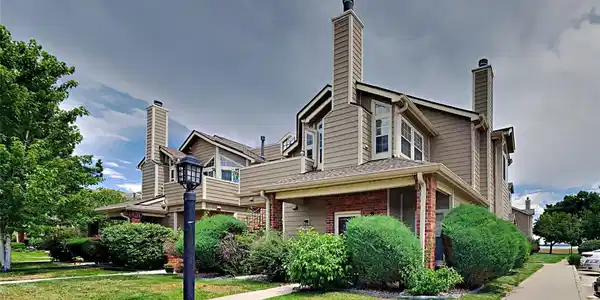 4760 S Wadsworth