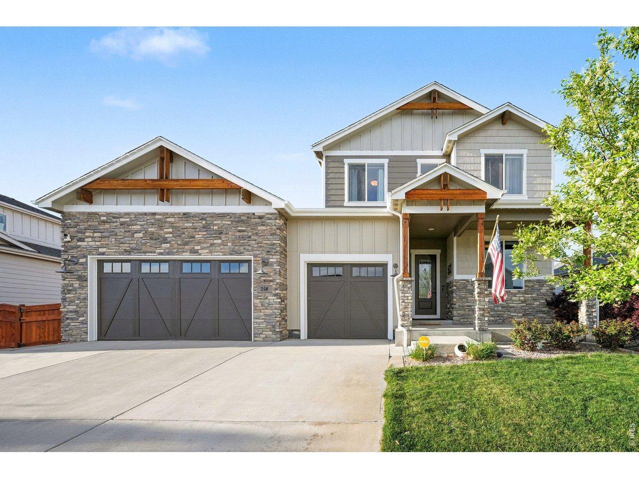 Image 3: Front of Home