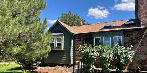 17437 E Rice