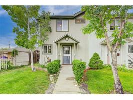 933 S Newton