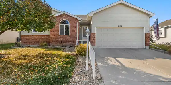 606 Sundance E