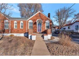 1627 E Virginia