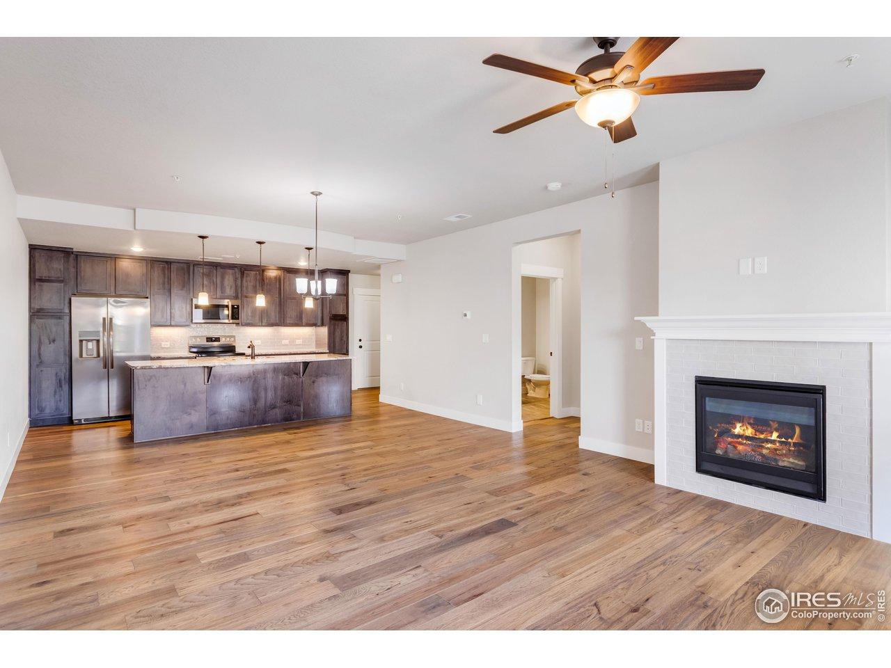 Image 2: Living Room