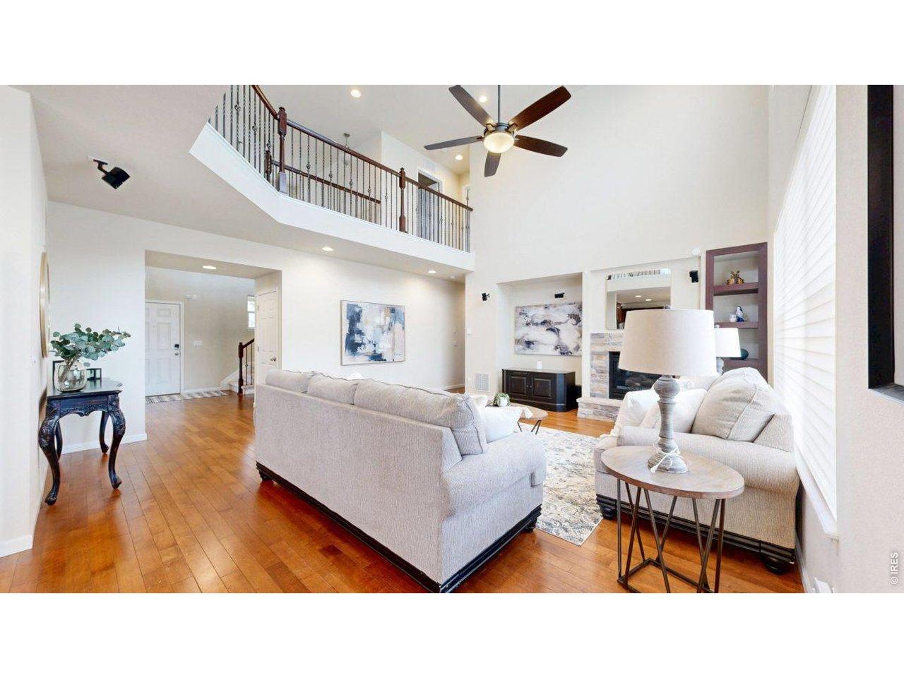 Image 4: Living room Image 4: Living room