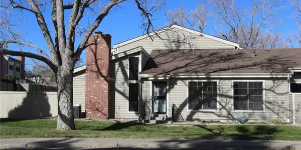 7925 W Layton